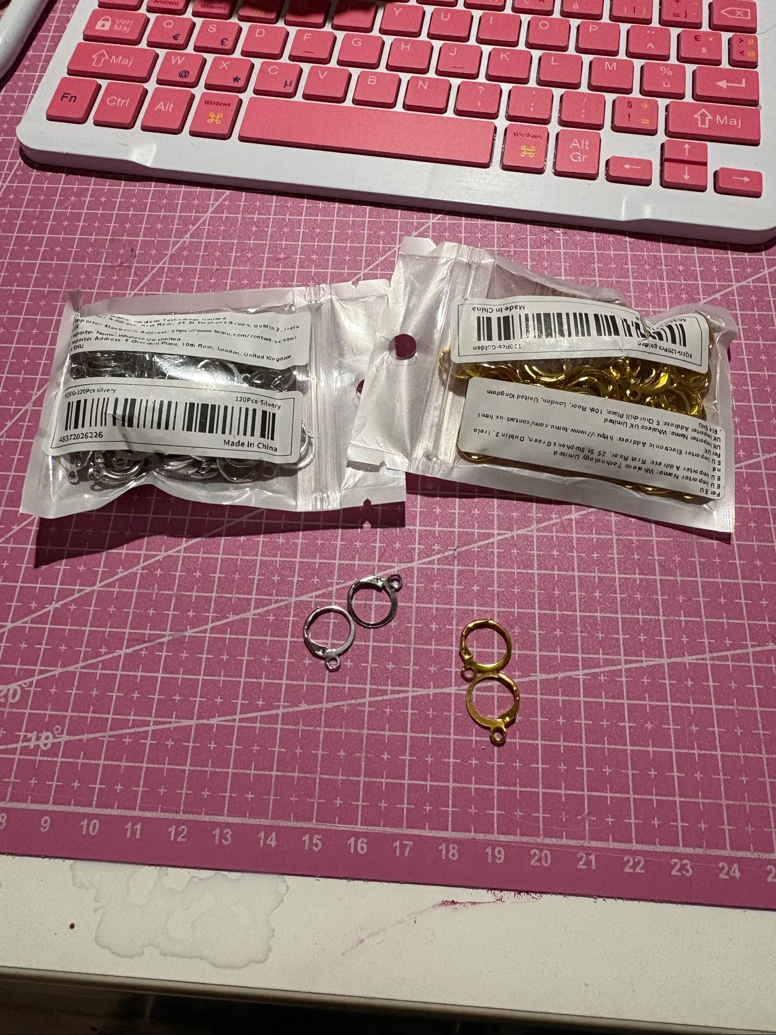 Lot de 240 créoles à clip pour boucles d’oreilles – Neuves